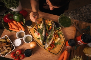 Brancin z dalmatinskim krompirjem in tržaško omako