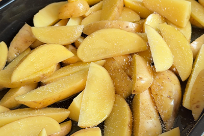 Recept Brancin z dalmatinskim krompirjem in tržaško omako - 1.korak