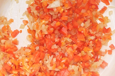 Recept Brezmesni čili s fižolom, ajvarjem in paradižnikovo omako DROGA - 1.korak