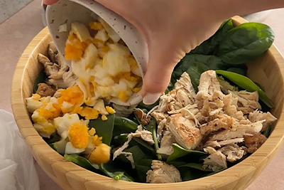 Recept Poletna beljakovinska solata - 2.korak