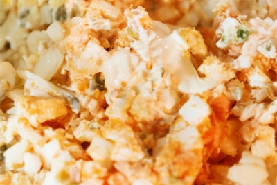 Recept Jajčna solata s hrenom in regratom - 3.korak